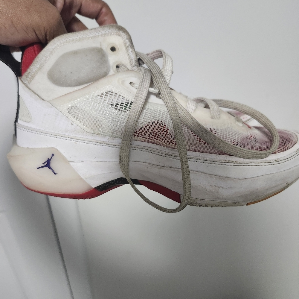 ‼️SALE ‼️BIG BOYS BASKETBALL SHOES